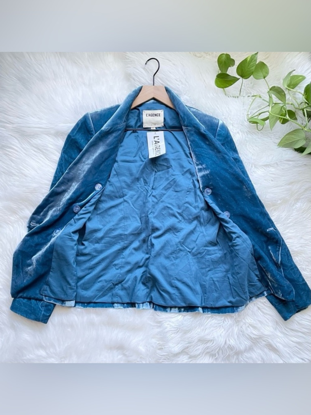 L’Agence Kenzie Velvet Blazer Cortez Blue Size 2 Double Breasted NWT - Picture 13 of 16
